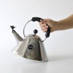 Alessi Wasserkessel aus Edelstahl im Detail-Check